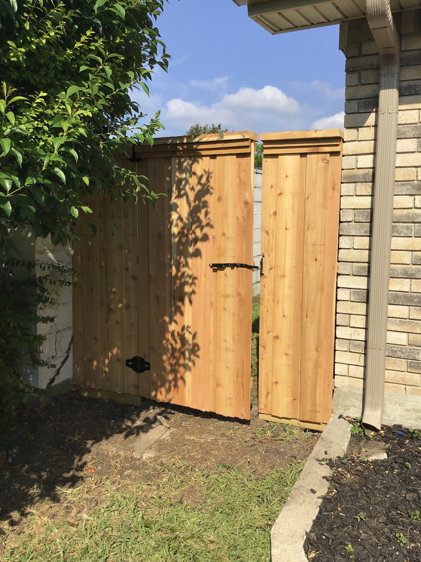 Wood pedestrian gate